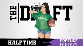 Lucky BF Gets His Free Use Fantasy With Alex Coal While She Gets Her Fantasy Football Draft Done - porn video